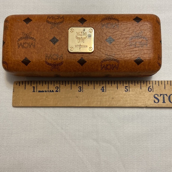 MCM Sunglasses Felt Lined Hardshell Case -EUC - Case Only - Picture 5 of 6